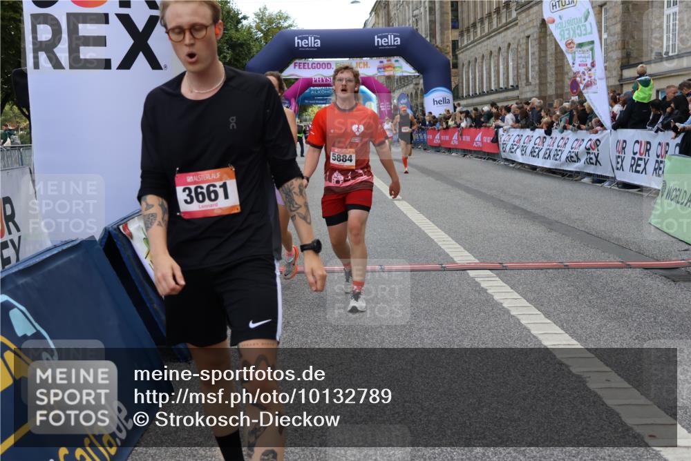 06.09.2026 - CURREX Alsterlauf Strokosch-Dieckow http://msf.ph/oto/10132789 06.09.2026 09:53:49 Ziel 2537, 3102, 3661, 4571, 4617, 5483, 5884, 5987, 6477 meine-sportfotos.de