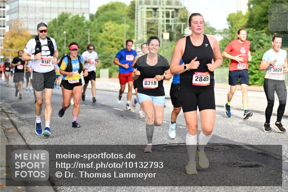 06.09.2026 - CURREX Alsterlauf Dr. Thomas Lammeyer http://msf.ph/oto/10132793 06.09.2026 09:57:09 Laufen 6187, 6397, 3837, 7, 8318, 2849, 5738, 3820 meine-sportfotos.de