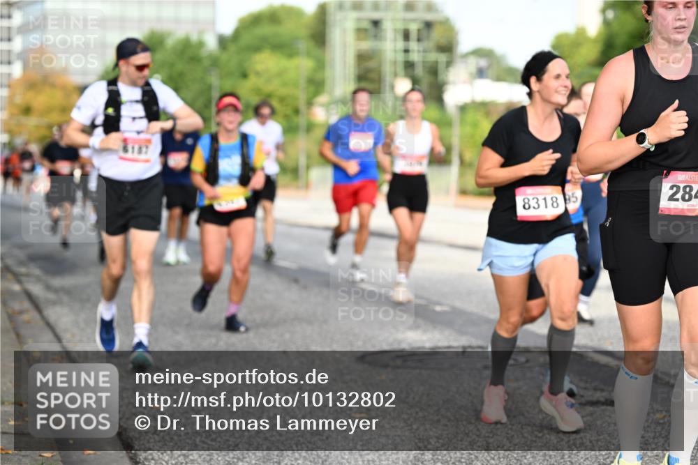06.09.2026 - CURREX Alsterlauf Dr. Thomas Lammeyer http://msf.ph/oto/10132802 06.09.2026 09:57:09 Laufen 8318, 95, 284 meine-sportfotos.de