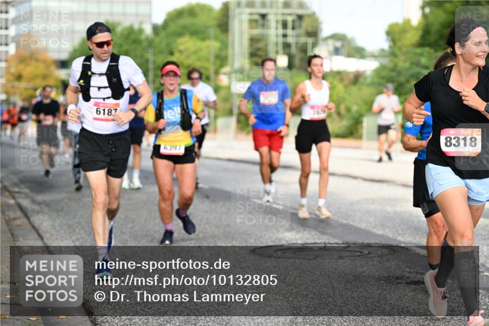 06.09.2026 - CURREX Alsterlauf Dr. Thomas Lammeyer http://msf.ph/oto/10132805 06.09.2026 09:57:10 Laufen 6187, 6397, 3578, 8318 meine-sportfotos.de