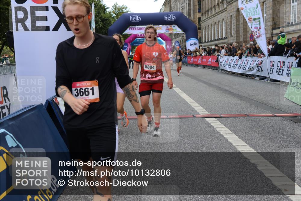 06.09.2026 - CURREX Alsterlauf Strokosch-Dieckow http://msf.ph/oto/10132806 06.09.2026 09:53:49 Ziel 2537, 3102, 3661, 4571, 4617, 5483, 5884, 5987, 6477 meine-sportfotos.de