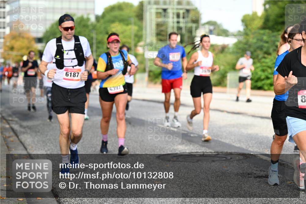 06.09.2026 - CURREX Alsterlauf Dr. Thomas Lammeyer http://msf.ph/oto/10132808 06.09.2026 09:57:10 Laufen 6187, 6397, 39, 79, 8 meine-sportfotos.de