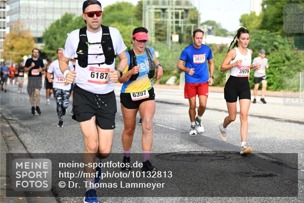 06.09.2026 - CURREX Alsterlauf Dr. Thomas Lammeyer http://msf.ph/oto/10132813 06.09.2026 09:57:11 Laufen 5467, 6187, 1, 6397, 3837, 3979 meine-sportfotos.de