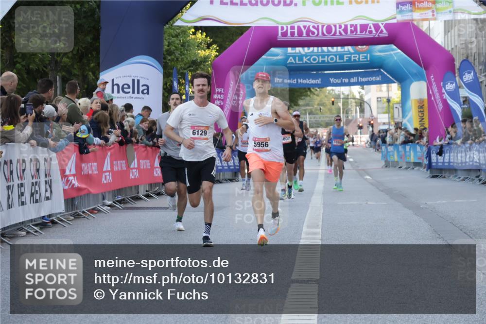 06.09.2026 - CURREX Alsterlauf Yannick Fuchs http://msf.ph/oto/10132831 06.09.2026 09:40:41 Ziel 2131, 5138, 5686, 5956, 6129, 6196, 8191 meine-sportfotos.de