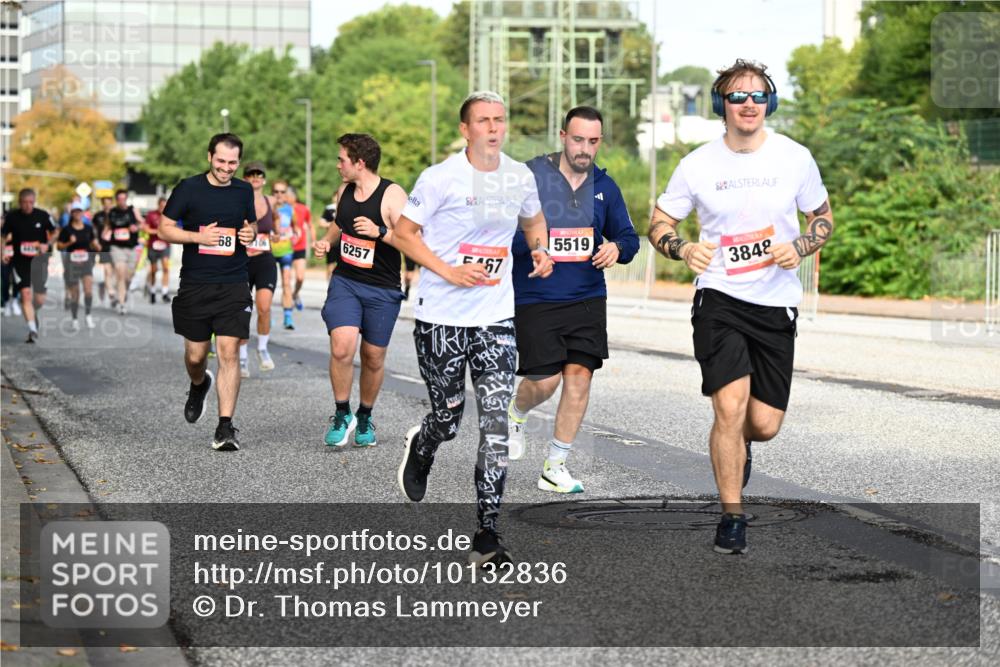 06.09.2026 - CURREX Alsterlauf Dr. Thomas Lammeyer http://msf.ph/oto/10132836 06.09.2026 09:57:13 Laufen 891, 6257, 67, 5519, 3848 meine-sportfotos.de