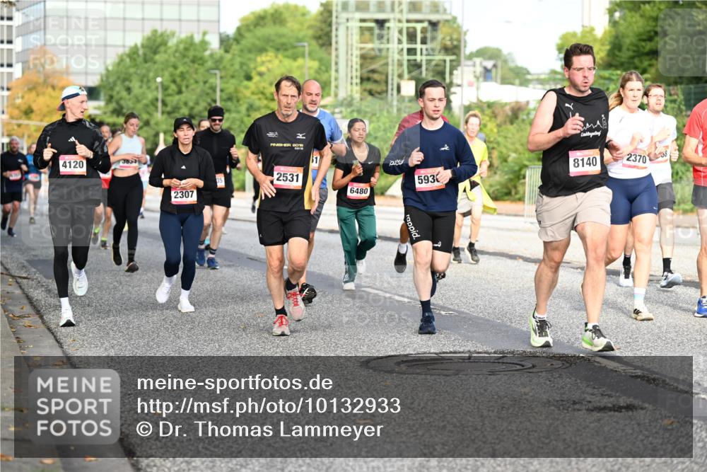06.09.2026 - CURREX Alsterlauf Dr. Thomas Lammeyer http://msf.ph/oto/10132933 06.09.2026 09:57:23 Laufen 4120, 3634, 2015, 2307, 2531, 61, 6480, 593, 8140, 2370 meine-sportfotos.de
