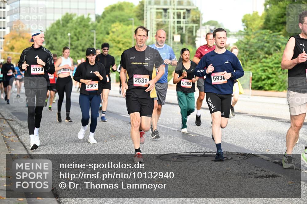 06.09.2026 - CURREX Alsterlauf Dr. Thomas Lammeyer http://msf.ph/oto/10132940 06.09.2026 09:57:23 Laufen 4120, 3634, 2015, 5930, 2307, 2531, 6480 meine-sportfotos.de