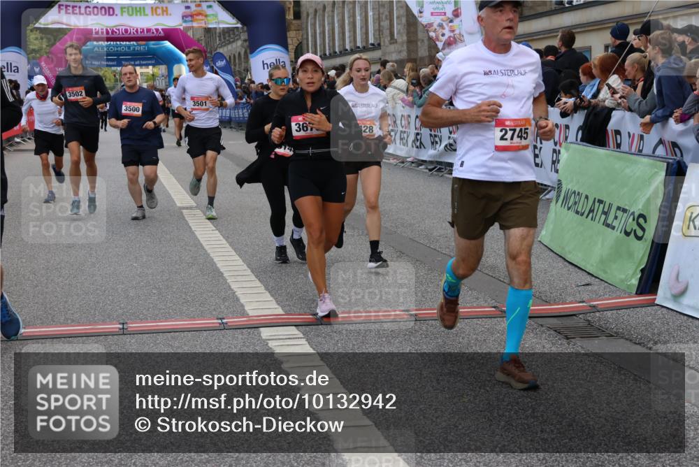 06.09.2026 - CURREX Alsterlauf Strokosch-Dieckow http://msf.ph/oto/10132942 06.09.2026 10:06:48 Ziel 2270, 2428, 2533, 2745, 3142, 3143, 3500, 3501, 3502, 3537, 3675, 3855, 4347, 5143, 5167, 5471, 6275, 6285, 8017 meine-sportfotos.de