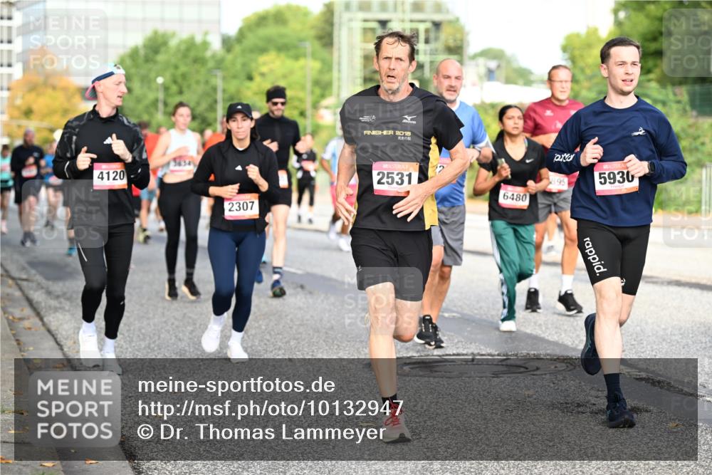 06.09.2026 - CURREX Alsterlauf Dr. Thomas Lammeyer http://msf.ph/oto/10132947 06.09.2026 09:57:24 Laufen 4120, 3634, 2015, 2307, 2531, 6480, 895, 5930 meine-sportfotos.de