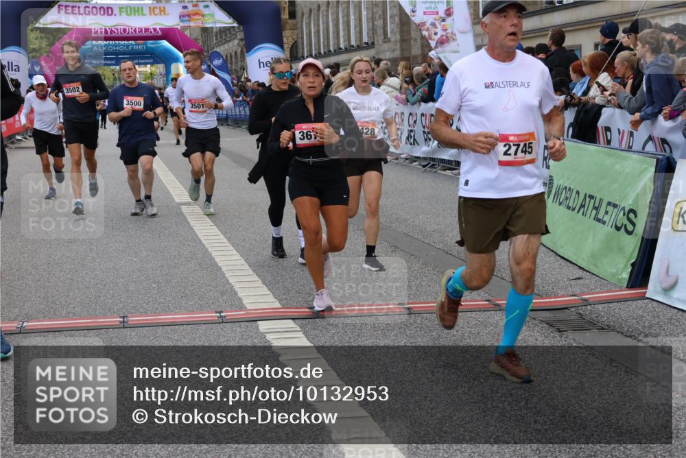 06.09.2026 - CURREX Alsterlauf Strokosch-Dieckow http://msf.ph/oto/10132953 06.09.2026 10:06:48 Ziel 2270, 2428, 2533, 2745, 3142, 3143, 3500, 3501, 3502, 3537, 3675, 3855, 4347, 5143, 5167, 5471, 6275, 6285, 8017 meine-sportfotos.de