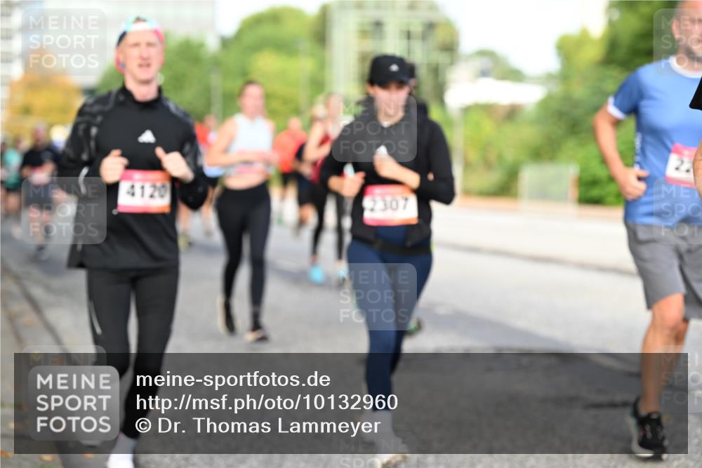 06.09.2026 - CURREX Alsterlauf Dr. Thomas Lammeyer http://msf.ph/oto/10132960 06.09.2026 09:57:25 Laufen 4120, 2307 meine-sportfotos.de