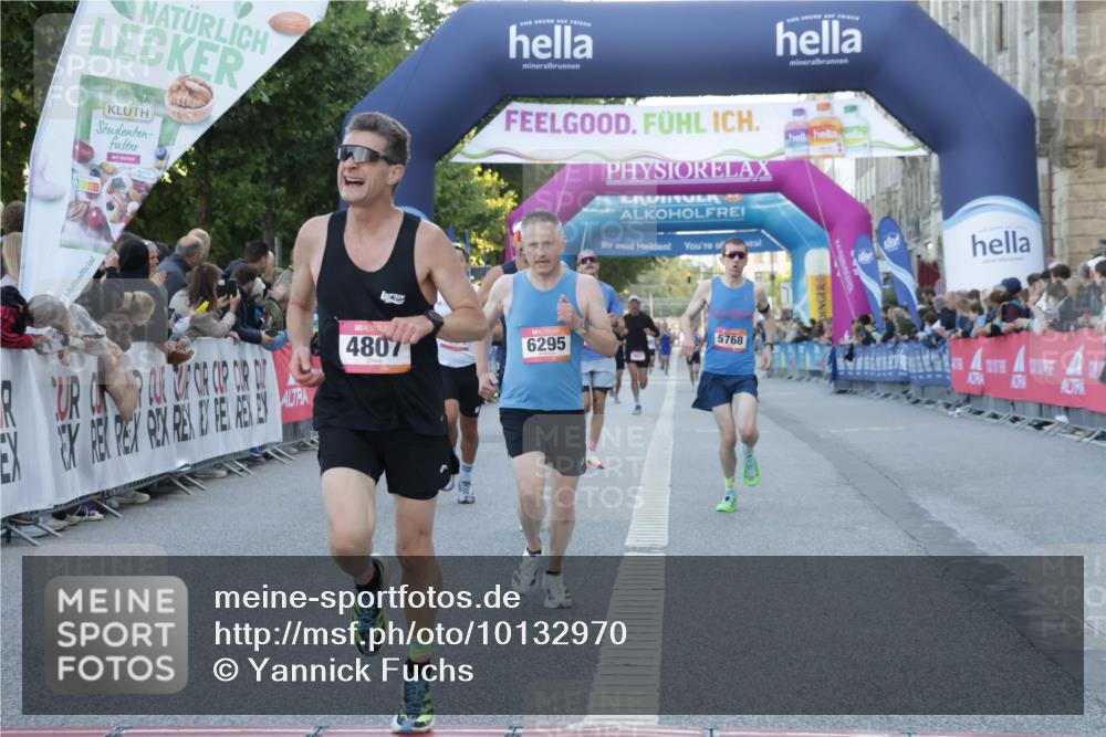 06.09.2026 - CURREX Alsterlauf Yannick Fuchs http://msf.ph/oto/10132970 06.09.2026 09:40:48 Ziel 3786, 4807, 5343, 5768, 5954, 5956, 6129, 6196, 6295 meine-sportfotos.de