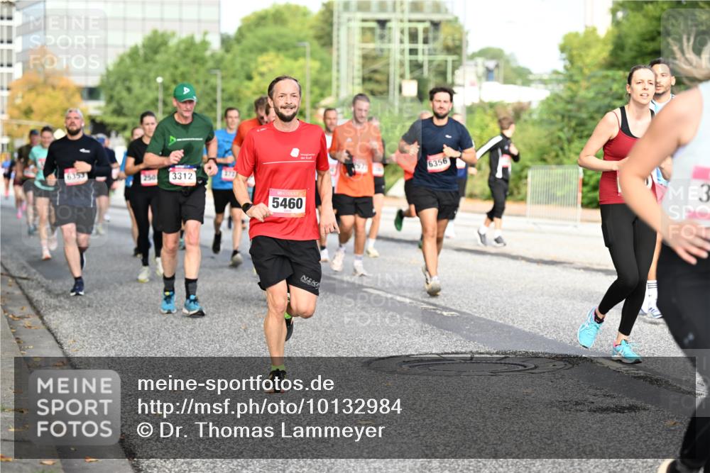 06.09.2026 - CURREX Alsterlauf Dr. Thomas Lammeyer http://msf.ph/oto/10132984 06.09.2026 09:57:28 Laufen 6353, 250, 3312, 5460, 6356, 3 meine-sportfotos.de