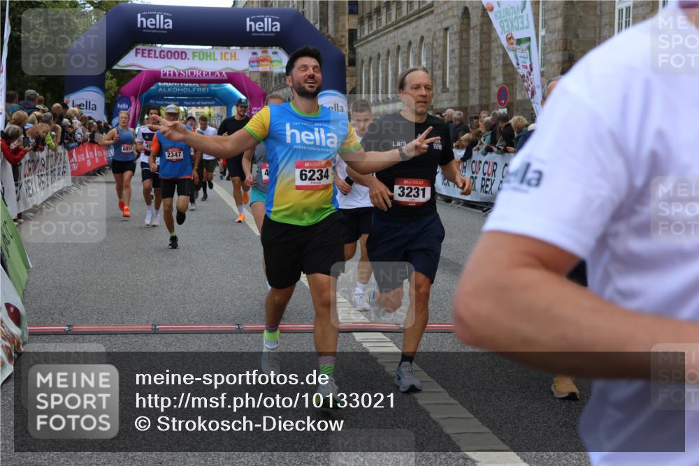 06.09.2026 - CURREX Alsterlauf Strokosch-Dieckow http://msf.ph/oto/10133021 06.09.2026 09:54:04 Ziel 2347, 2518, 3231, 3334, 3483, 3556, 3701, 3852, 3944, 4801, 4803, 4925, 4965, 5273, 5354, 5528, 5684, 5696, 5940, 6016, 6125, 6184, 6234, 8246, 8299, 8322 meine-sportfotos.de