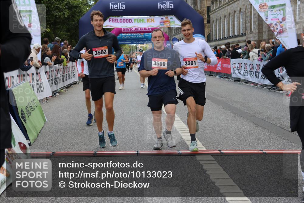 06.09.2026 - CURREX Alsterlauf Strokosch-Dieckow http://msf.ph/oto/10133023 06.09.2026 10:06:50 Ziel 2270, 2428, 2745, 2934, 3142, 3143, 3500, 3501, 3502, 3537, 3675, 3855, 4347, 5143, 5167, 5471, 6275, 6285, 8017 meine-sportfotos.de