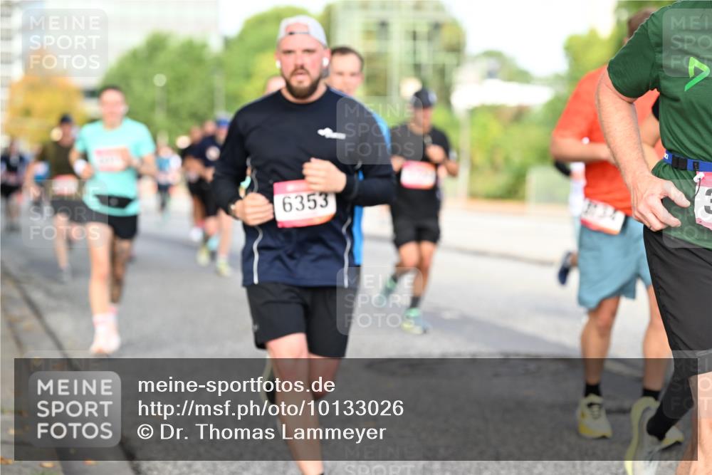 06.09.2026 - CURREX Alsterlauf Dr. Thomas Lammeyer http://msf.ph/oto/10133026 06.09.2026 09:57:32 Laufen 6353 meine-sportfotos.de