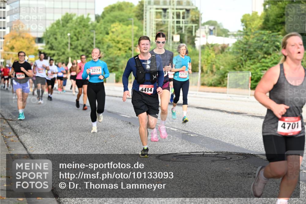06.09.2026 - CURREX Alsterlauf Dr. Thomas Lammeyer http://msf.ph/oto/10133093 06.09.2026 09:57:39 Laufen 4914, 3274, 4414, 5, 5139, 4701 meine-sportfotos.de