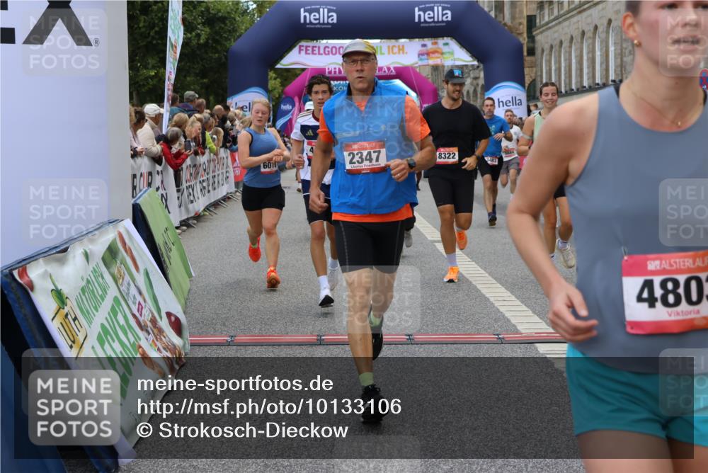06.09.2026 - CURREX Alsterlauf Strokosch-Dieckow http://msf.ph/oto/10133106 06.09.2026 09:54:06 Ziel 2347, 3231, 3334, 3483, 3556, 3701, 3852, 3944, 4053, 4054, 4801, 4803, 4925, 4965, 5103, 5273, 5354, 5528, 5684, 5696, 5940, 6016, 6184, 6234, 8246, 8299, 8322 meine-sportfotos.de