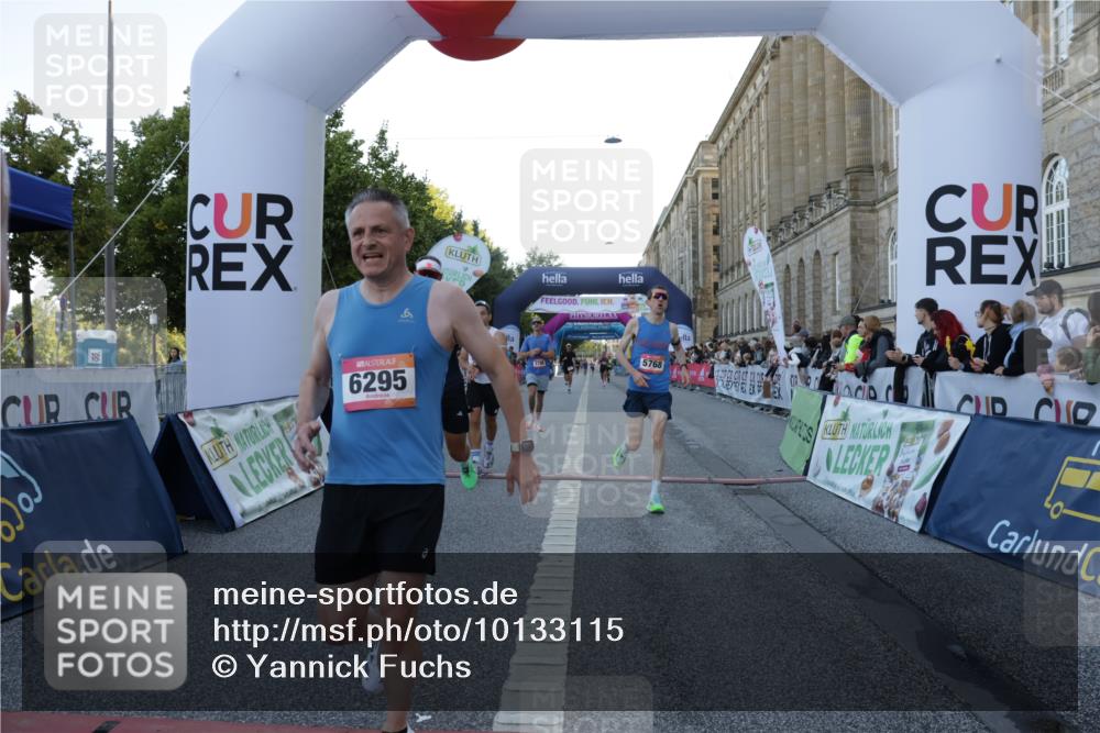 06.09.2026 - CURREX Alsterlauf Yannick Fuchs http://msf.ph/oto/10133115 06.09.2026 09:40:50 Ziel 3786, 4807, 5343, 5768, 5954, 5956, 6129, 6196, 6295 meine-sportfotos.de