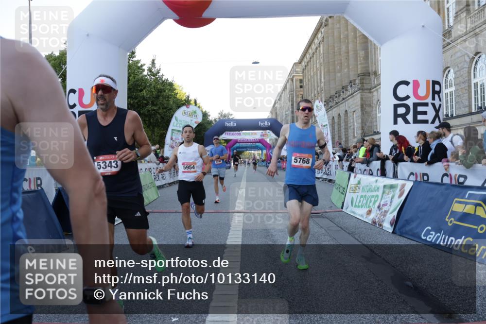 06.09.2026 - CURREX Alsterlauf Yannick Fuchs http://msf.ph/oto/10133140 06.09.2026 09:40:51 Ziel 3786, 4657, 4807, 5343, 5383, 5768, 5954, 5956, 6129, 6196, 6295 meine-sportfotos.de