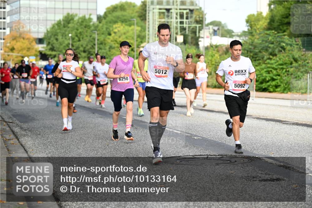 06.09.2026 - CURREX Alsterlauf Dr. Thomas Lammeyer http://msf.ph/oto/10133164 06.09.2026 09:57:46 Laufen 52, 6250, 5012, 300, 5092 meine-sportfotos.de