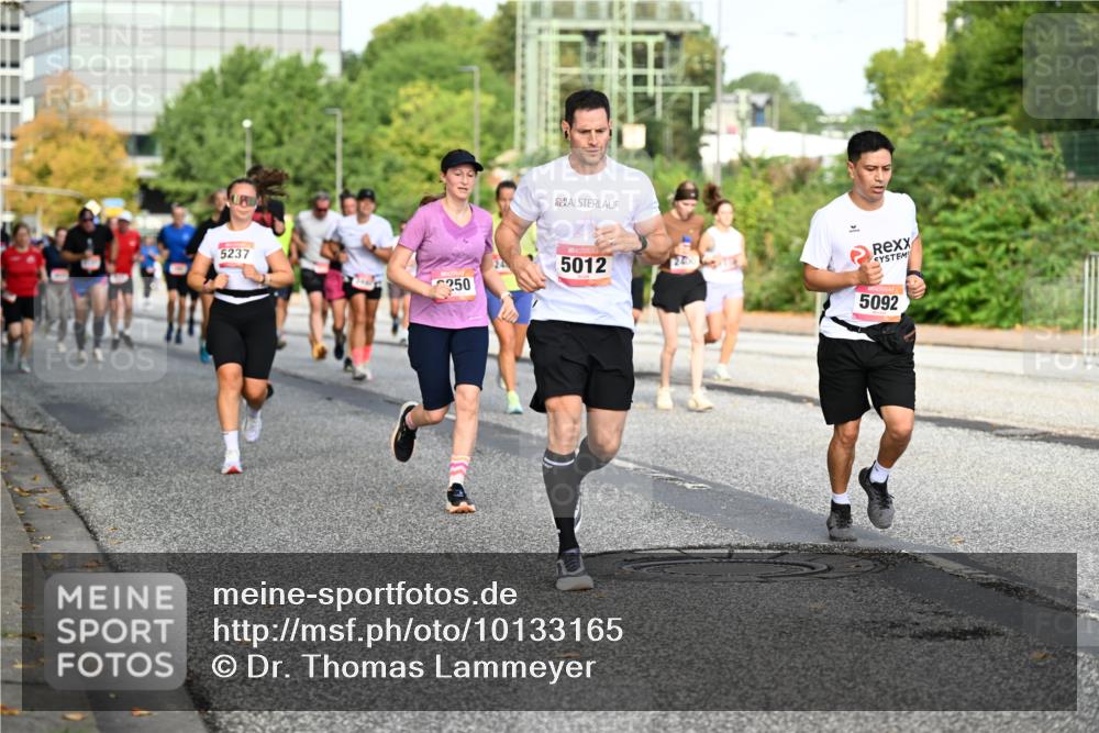 06.09.2026 - CURREX Alsterlauf Dr. Thomas Lammeyer http://msf.ph/oto/10133165 06.09.2026 09:57:46 Laufen 5237, 250, 5012, 240, 5092 meine-sportfotos.de