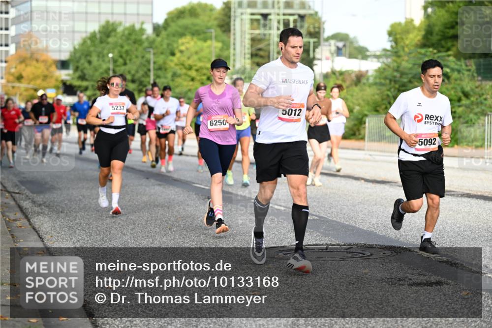06.09.2026 - CURREX Alsterlauf Dr. Thomas Lammeyer http://msf.ph/oto/10133168 06.09.2026 09:57:46 Laufen 5237, 6250, 5012, 5092 meine-sportfotos.de