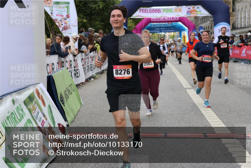 06.09.2026 - CURREX Alsterlauf Strokosch-Dieckow http://msf.ph/oto/10133170 06.09.2026 10:06:59 Ziel 2148, 2459, 2934, 2963, 3303, 3376, 3656, 3943, 3945, 5073, 5091, 5527, 5792, 6285, 8276 meine-sportfotos.de