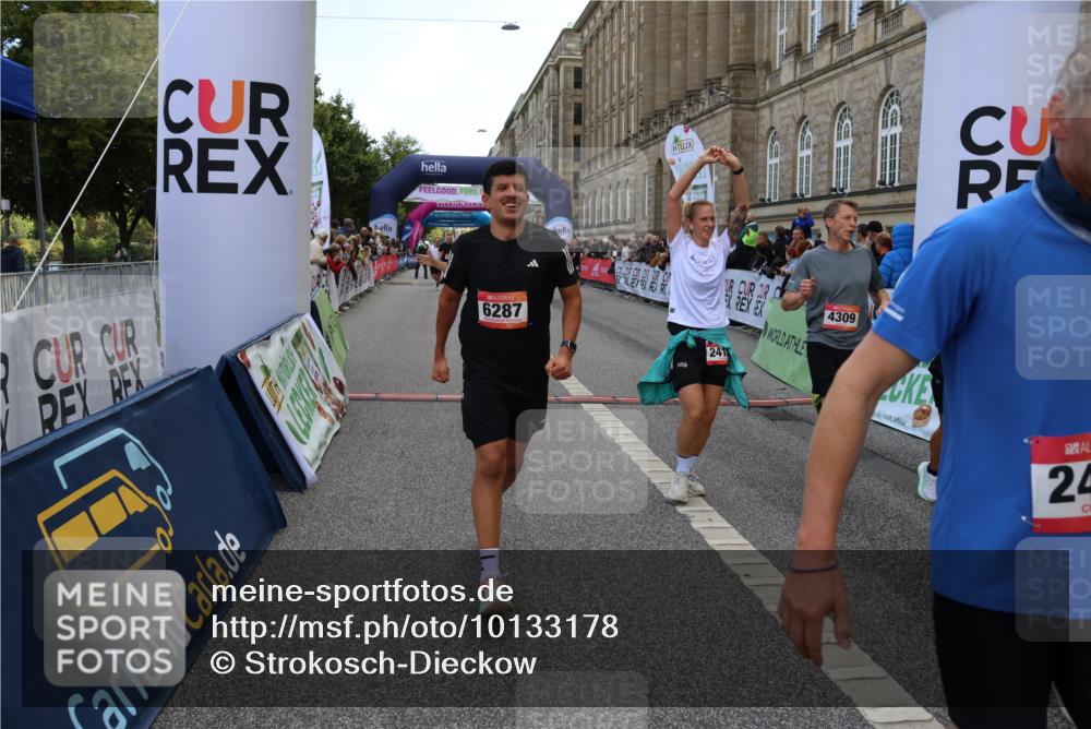 06.09.2026 - CURREX Alsterlauf Strokosch-Dieckow http://msf.ph/oto/10133178 06.09.2026 09:54:17 Ziel 2359, 2405, 2415, 2530, 3391, 3393, 3591, 3770, 4053, 4054, 4182, 4308, 4309, 4316, 4326, 4564, 5103, 5120, 5182, 5353, 5900, 5934, 6287, 6442, 8179 meine-sportfotos.de