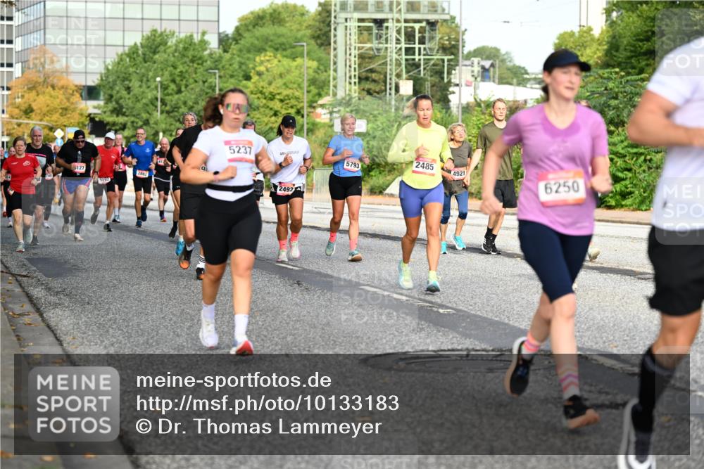 06.09.2026 - CURREX Alsterlauf Dr. Thomas Lammeyer http://msf.ph/oto/10133183 06.09.2026 09:57:48 Laufen 127, 5237, 5793, 9, 2882, 5192, 2492, 2485, 4921, 6250 meine-sportfotos.de