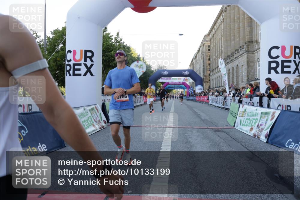 06.09.2026 - CURREX Alsterlauf Yannick Fuchs http://msf.ph/oto/10133199 06.09.2026 09:40:53 Ziel 3786, 4657, 4807, 5343, 5383, 5768, 5954, 6196, 6295 meine-sportfotos.de