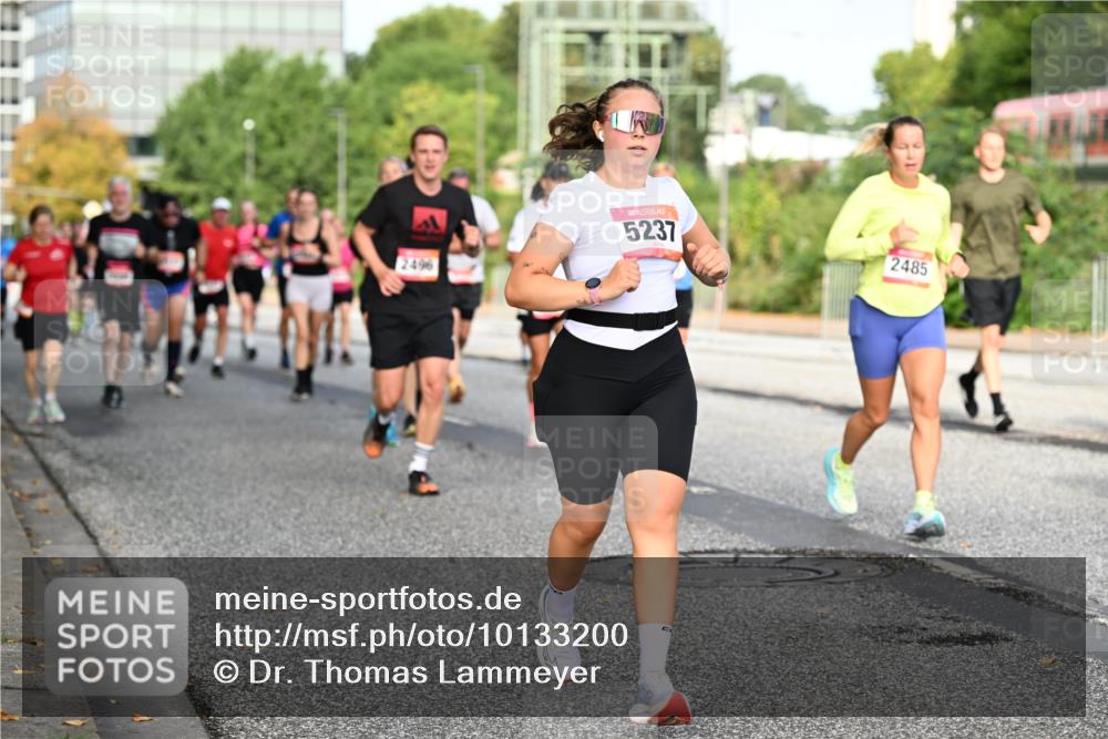06.09.2026 - CURREX Alsterlauf Dr. Thomas Lammeyer http://msf.ph/oto/10133200 06.09.2026 09:57:49 Laufen 2496, 5237, 2485 meine-sportfotos.de