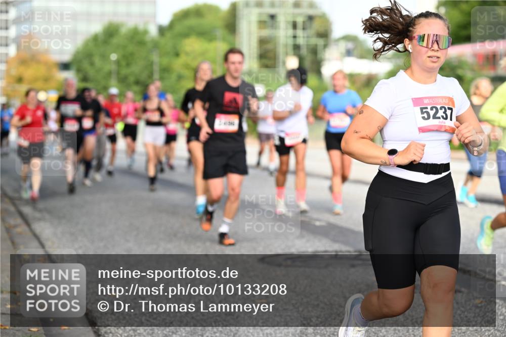 06.09.2026 - CURREX Alsterlauf Dr. Thomas Lammeyer http://msf.ph/oto/10133208 06.09.2026 09:57:50 Laufen 5237 meine-sportfotos.de