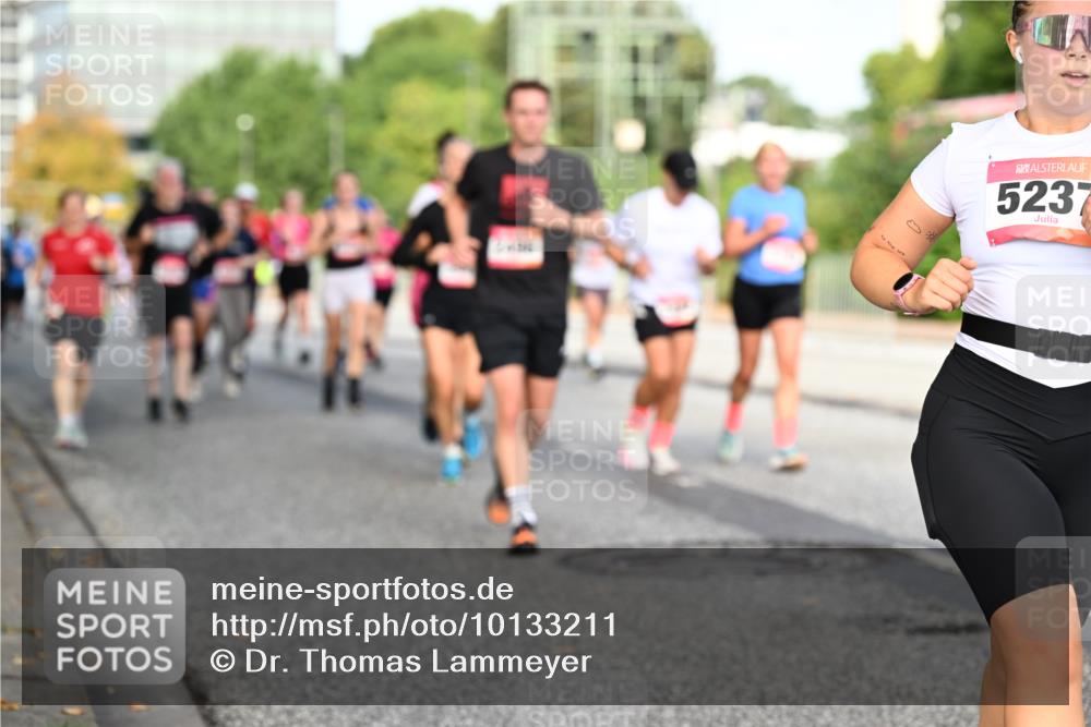 06.09.2026 - CURREX Alsterlauf Dr. Thomas Lammeyer http://msf.ph/oto/10133211 06.09.2026 09:57:50 Laufen 10, 5237 meine-sportfotos.de