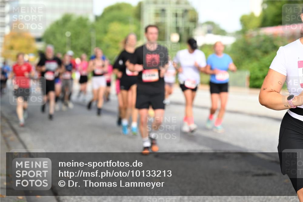 06.09.2026 - CURREX Alsterlauf Dr. Thomas Lammeyer http://msf.ph/oto/10133213 06.09.2026 09:57:50 Laufen  meine-sportfotos.de