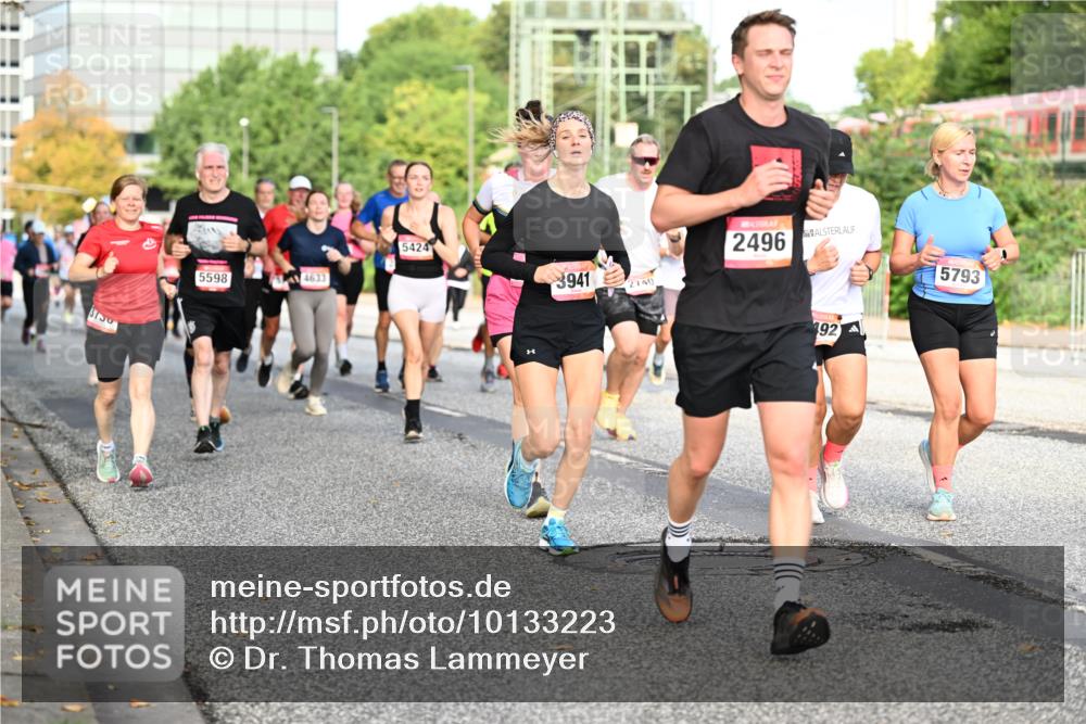 06.09.2026 - CURREX Alsterlauf Dr. Thomas Lammeyer http://msf.ph/oto/10133223 06.09.2026 09:57:51 Laufen 3750, 5598, 4633, 5424, 3941, 2740, 2496, 92, 5793 meine-sportfotos.de