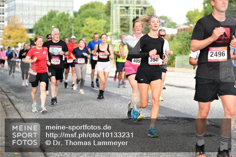06.09.2026 - CURREX Alsterlauf Dr. Thomas Lammeyer http://msf.ph/oto/10133231 06.09.2026 09:57:52 Laufen 3750, 5424, 405, 3941, 4633, 5598, 2496, 48 meine-sportfotos.de