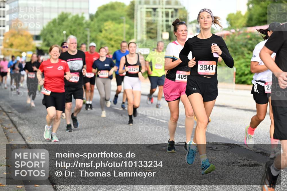 06.09.2026 - CURREX Alsterlauf Dr. Thomas Lammeyer http://msf.ph/oto/10133234 06.09.2026 09:57:52 Laufen 3730, 598, 5424, 405, 3941, 24 meine-sportfotos.de