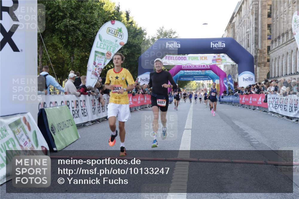 06.09.2026 - CURREX Alsterlauf Yannick Fuchs http://msf.ph/oto/10133247 06.09.2026 09:40:54 Ziel 3786, 4657, 4807, 5343, 5383, 5768, 5954, 6295 meine-sportfotos.de
