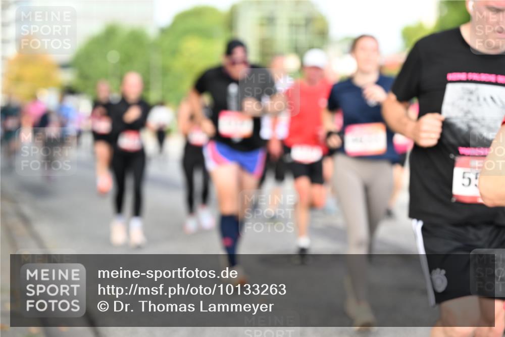 06.09.2026 - CURREX Alsterlauf Dr. Thomas Lammeyer http://msf.ph/oto/10133263 06.09.2026 09:57:55 Laufen 55 meine-sportfotos.de