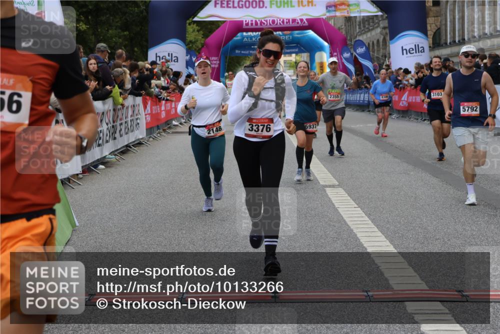 06.09.2026 - CURREX Alsterlauf Strokosch-Dieckow http://msf.ph/oto/10133266 06.09.2026 10:07:02 Ziel 2148, 2355, 2459, 2934, 2963, 3103, 3303, 3376, 3656, 3943, 3945, 5073, 5091, 5527, 5792, 5937, 8276 meine-sportfotos.de