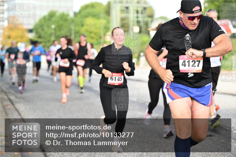 06.09.2026 - CURREX Alsterlauf Dr. Thomas Lammeyer http://msf.ph/oto/10133277 06.09.2026 09:57:57 Laufen 6145, 4127 meine-sportfotos.de