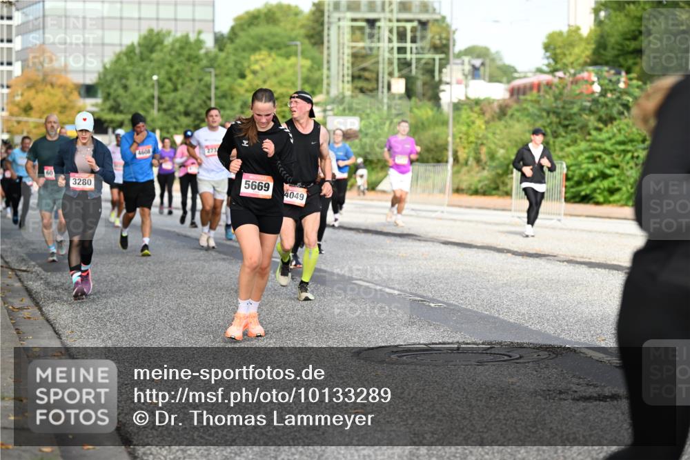 06.09.2026 - CURREX Alsterlauf Dr. Thomas Lammeyer http://msf.ph/oto/10133289 06.09.2026 09:57:58 Laufen 60, 3280, 4608, 273, 5669, 4049 meine-sportfotos.de