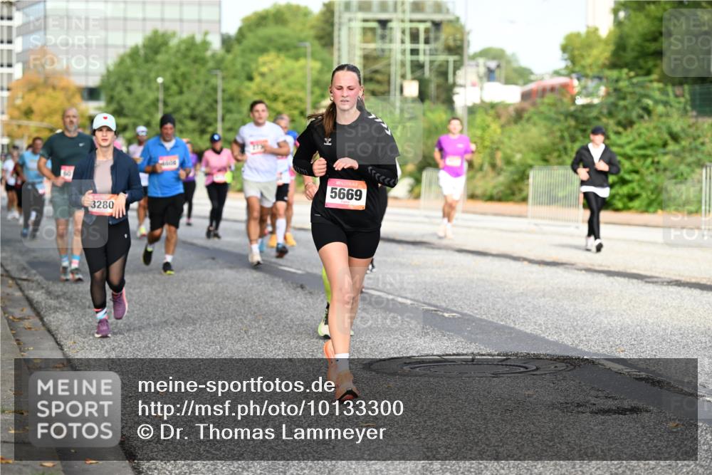 06.09.2026 - CURREX Alsterlauf Dr. Thomas Lammeyer http://msf.ph/oto/10133300 06.09.2026 09:57:59 Laufen 3280, 5669 meine-sportfotos.de