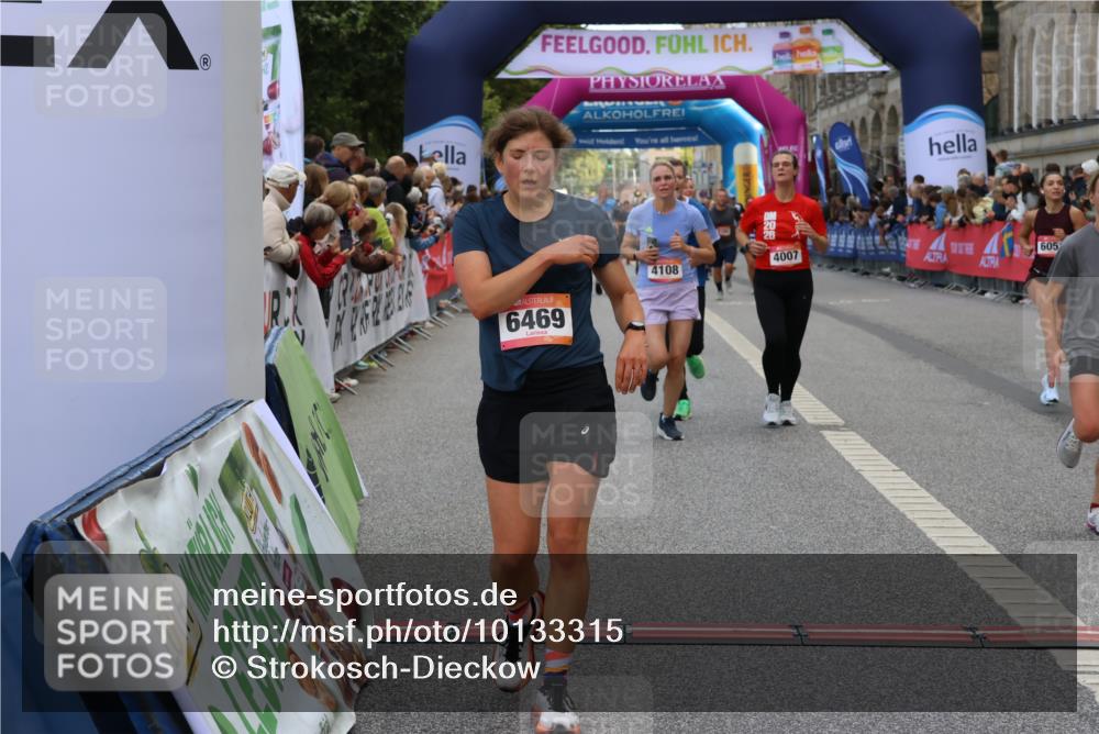 06.09.2026 - CURREX Alsterlauf Strokosch-Dieckow http://msf.ph/oto/10133315 06.09.2026 09:54:26 Ziel 3393, 3591, 3770, 4007, 4108, 4316, 4326, 4574, 4661, 5579, 5934, 6051, 6163, 6175, 6194, 6442, 6469, 8179 meine-sportfotos.de