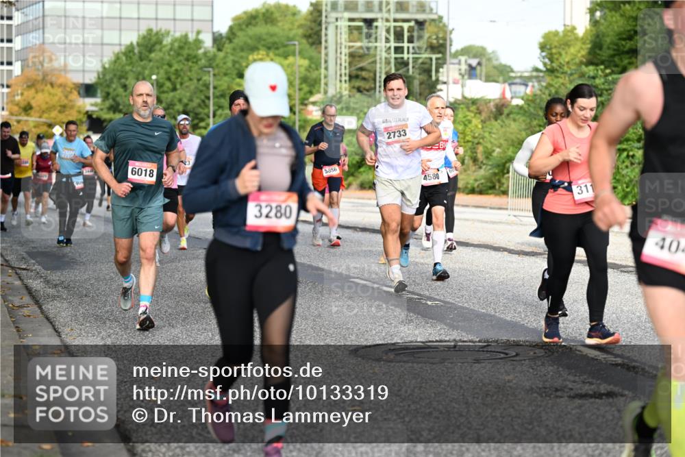 06.09.2026 - CURREX Alsterlauf Dr. Thomas Lammeyer http://msf.ph/oto/10133319 06.09.2026 09:58:01 Laufen 40, 6018, 3280, 5856, 2733, 4580, 311, 404 meine-sportfotos.de