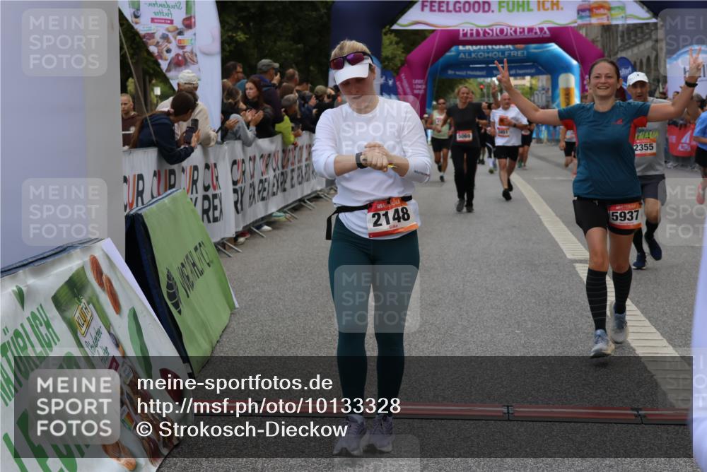06.09.2026 - CURREX Alsterlauf Strokosch-Dieckow http://msf.ph/oto/10133328 06.09.2026 10:07:04 Ziel 2148, 2355, 2459, 2963, 3103, 3376, 3607, 3656, 4078, 5069, 5073, 5091, 5527, 5792, 5937, 8276, 8306 meine-sportfotos.de