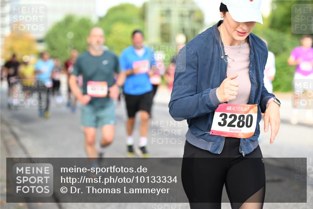 06.09.2026 - CURREX Alsterlauf Dr. Thomas Lammeyer http://msf.ph/oto/10133334 06.09.2026 09:58:02 Laufen 3280 meine-sportfotos.de