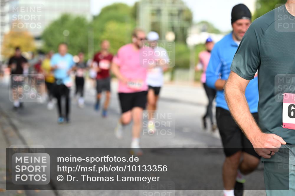 06.09.2026 - CURREX Alsterlauf Dr. Thomas Lammeyer http://msf.ph/oto/10133356 06.09.2026 09:58:05 Laufen 6 meine-sportfotos.de