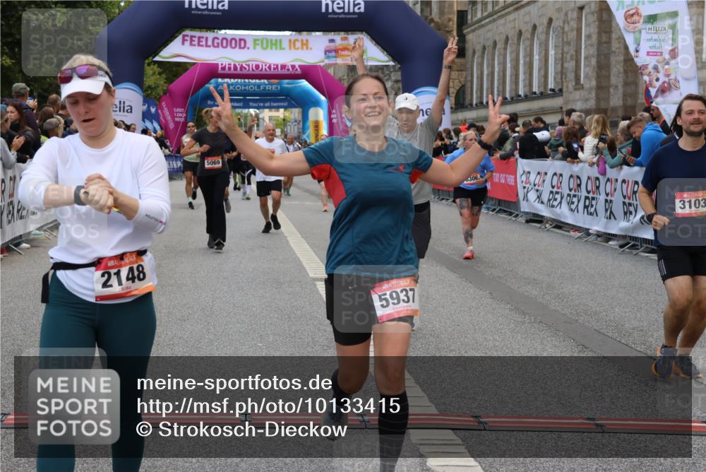 06.09.2026 - CURREX Alsterlauf Strokosch-Dieckow http://msf.ph/oto/10133415 06.09.2026 10:07:05 Ziel 2148, 2355, 2459, 2963, 3103, 3376, 3607, 3656, 4078, 5069, 5073, 5091, 5527, 5792, 5937, 5951, 8276, 8306 meine-sportfotos.de